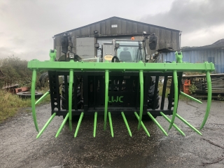 Muck Grabs (Telehandler) 6