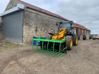 Muck Grabs (Telehandler) 14