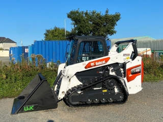 Skid Steer Buckets 6