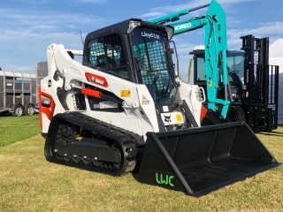 Skid Steer Buckets 4