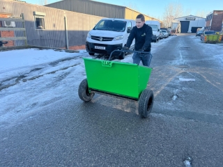 Pedestrian Drop Gritters 8