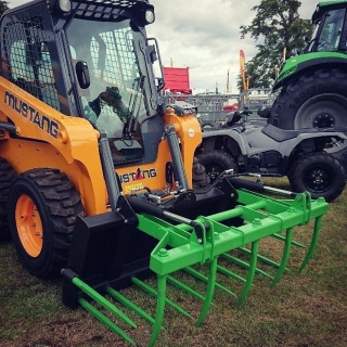 Muck Grabs (Skid Steer) 3